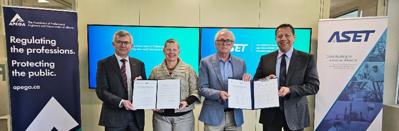 Transfer of ASET Professional Technologists Leadership of APEGA and ASET signing the P.Tech. MOU