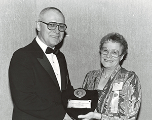 Elinor Linney, P.Eng., recieving an award from the Instrument Society of America (ISA) in 1985